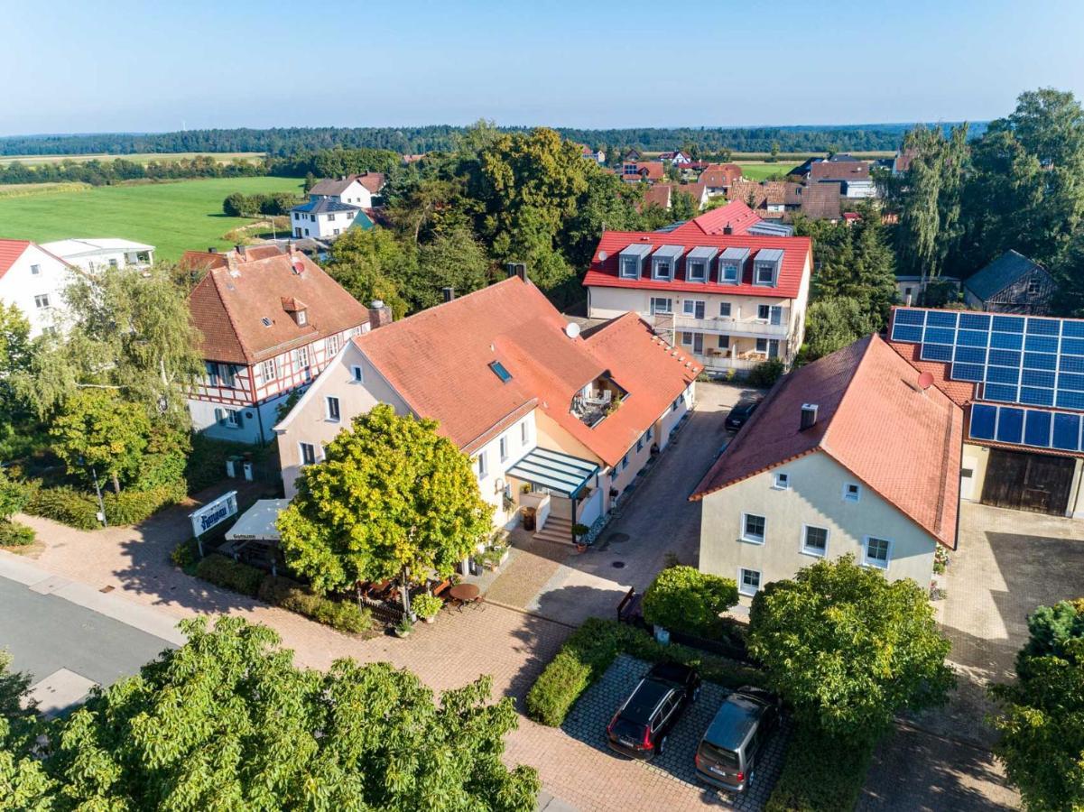 Hotel-Gasthof Rangau Ансбах Екстер'єр фото